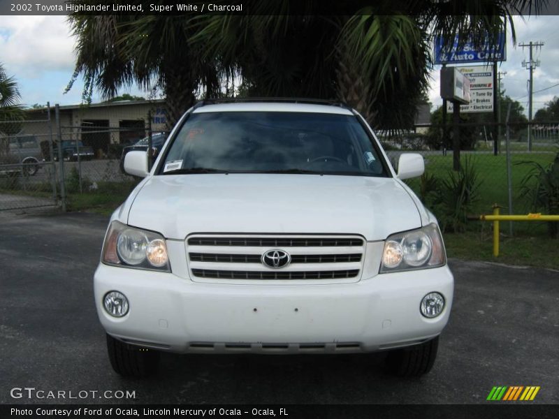 Super White / Charcoal 2002 Toyota Highlander Limited