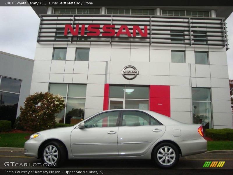 Lunar Mist Metallic / Stone 2004 Toyota Camry XLE
