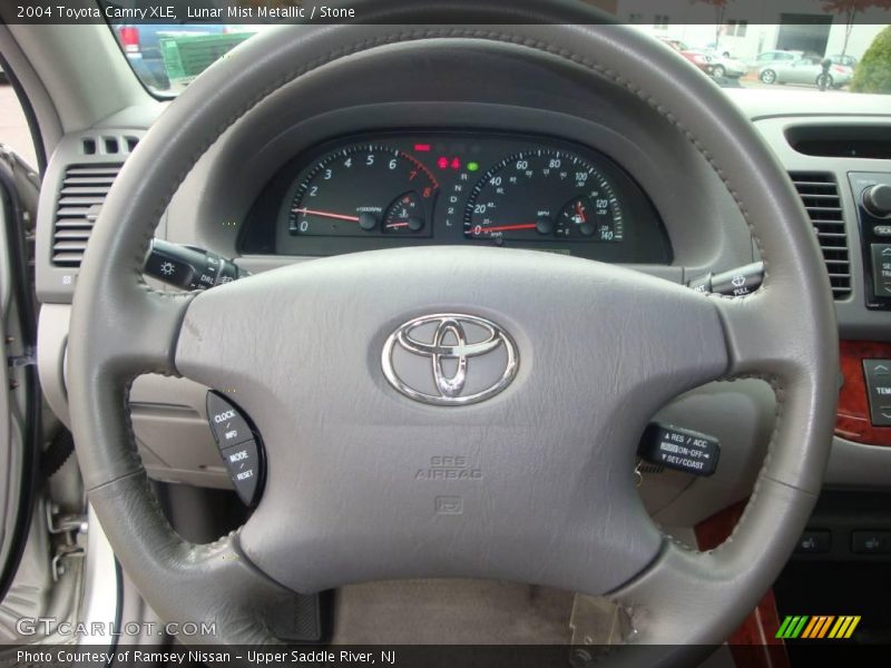 Lunar Mist Metallic / Stone 2004 Toyota Camry XLE