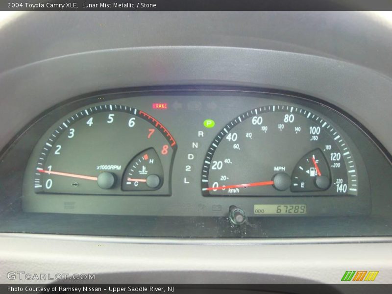 Lunar Mist Metallic / Stone 2004 Toyota Camry XLE