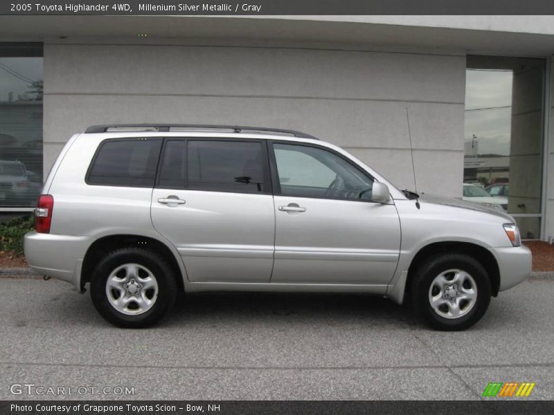 Millenium Silver Metallic / Gray 2005 Toyota Highlander 4WD
