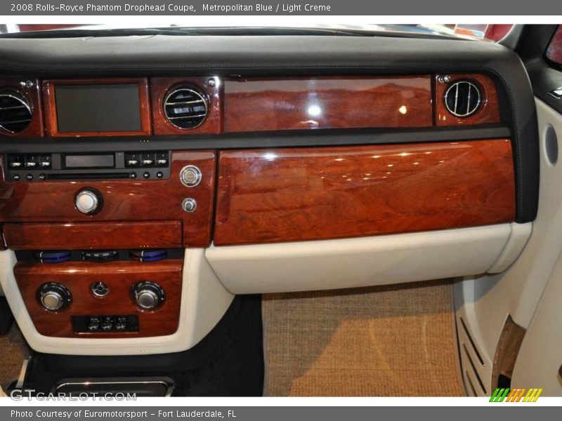 Metropolitan Blue / Light Creme 2008 Rolls-Royce Phantom Drophead Coupe