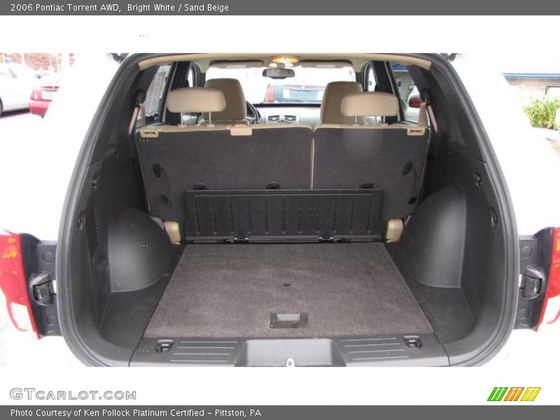 Bright White / Sand Beige 2006 Pontiac Torrent AWD