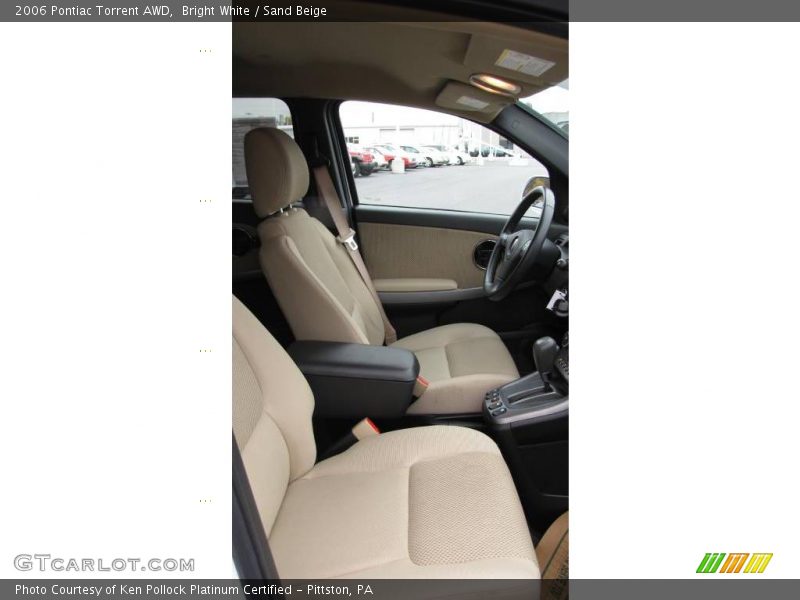 Bright White / Sand Beige 2006 Pontiac Torrent AWD