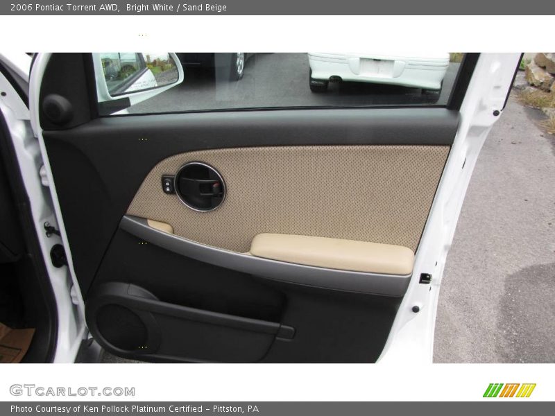 Bright White / Sand Beige 2006 Pontiac Torrent AWD