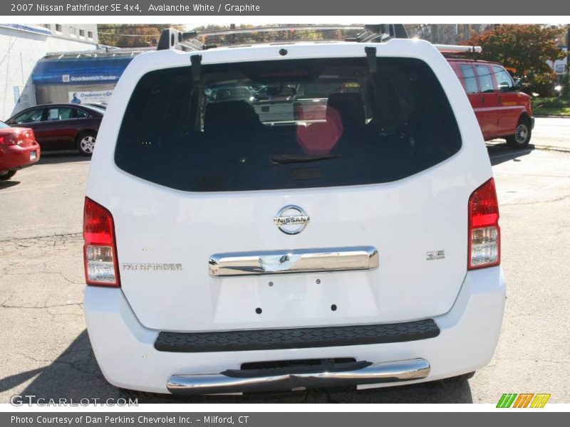 Avalanche White / Graphite 2007 Nissan Pathfinder SE 4x4