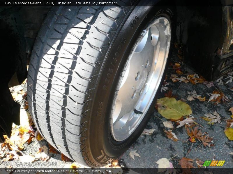 Obsidian Black Metallic / Parchment 1998 Mercedes-Benz C 230