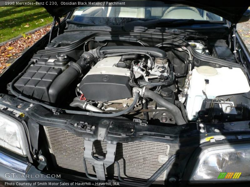 Obsidian Black Metallic / Parchment 1998 Mercedes-Benz C 230