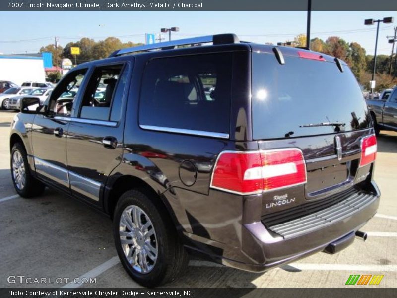 Dark Amethyst Metallic / Charcoal 2007 Lincoln Navigator Ultimate