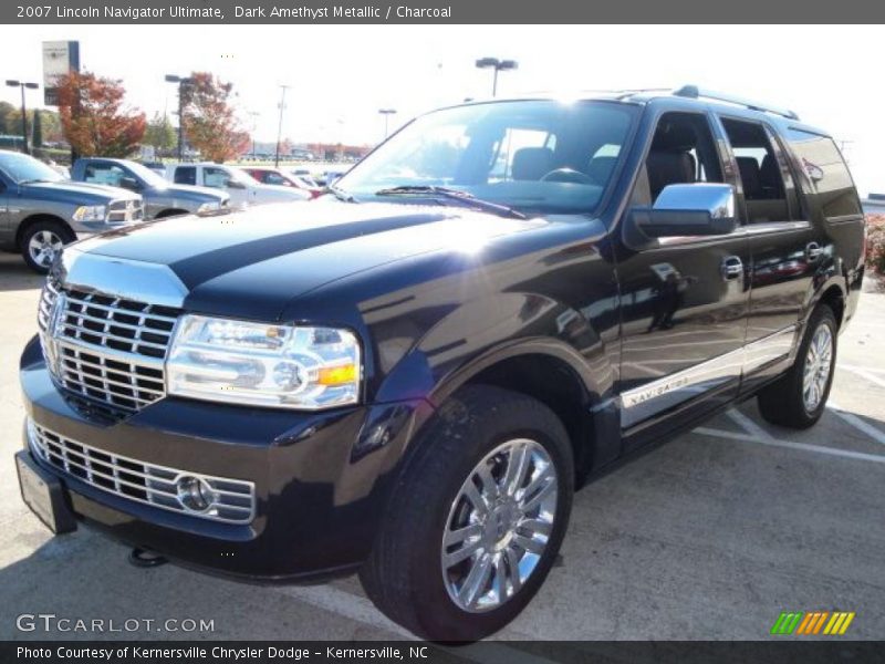 Dark Amethyst Metallic / Charcoal 2007 Lincoln Navigator Ultimate