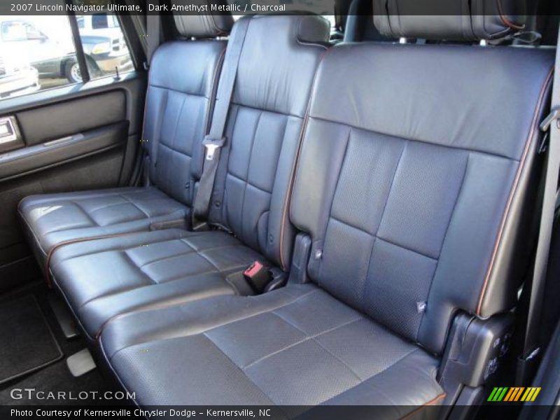 Dark Amethyst Metallic / Charcoal 2007 Lincoln Navigator Ultimate