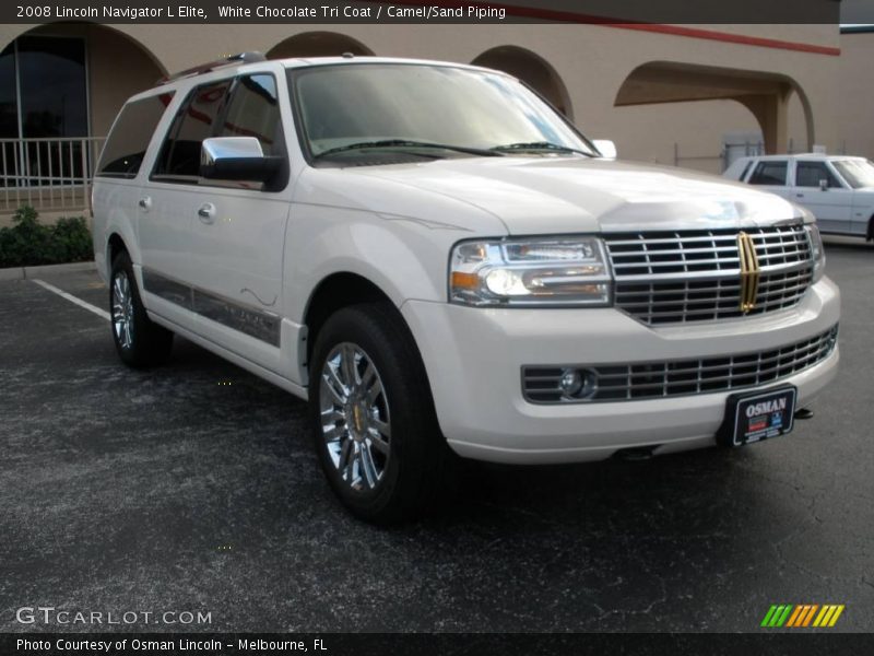 White Chocolate Tri Coat / Camel/Sand Piping 2008 Lincoln Navigator L Elite
