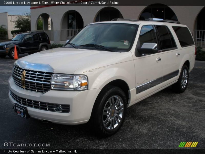 White Chocolate Tri Coat / Camel/Sand Piping 2008 Lincoln Navigator L Elite