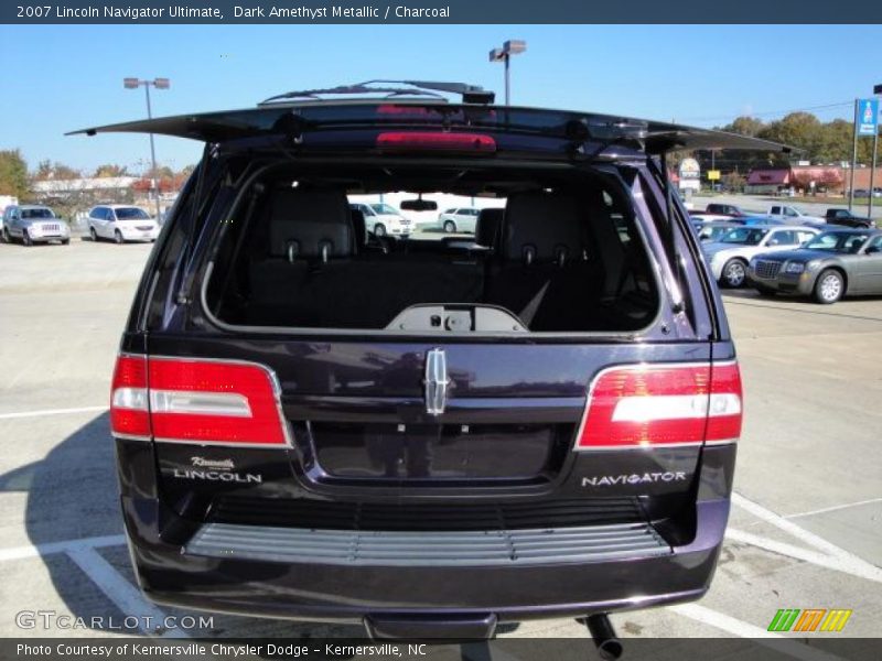 Dark Amethyst Metallic / Charcoal 2007 Lincoln Navigator Ultimate