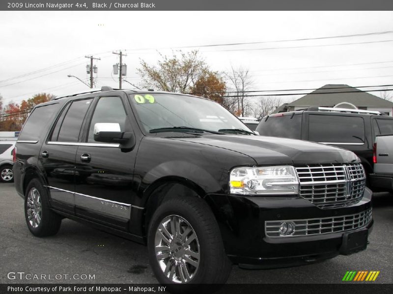 Black / Charcoal Black 2009 Lincoln Navigator 4x4