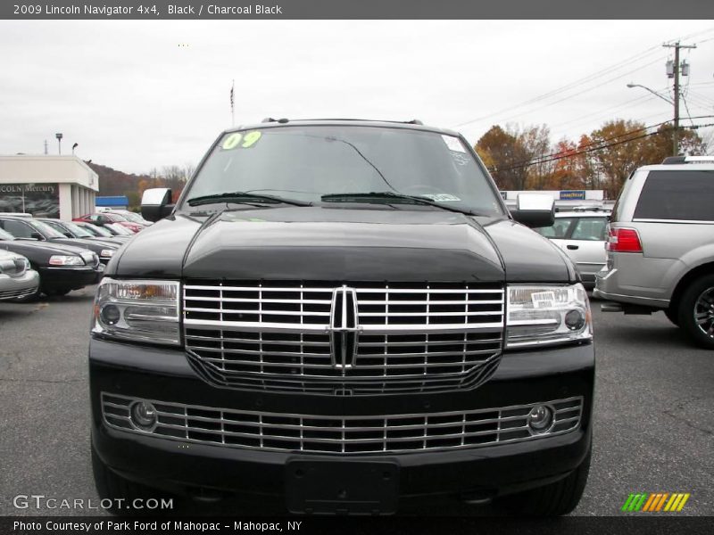 Black / Charcoal Black 2009 Lincoln Navigator 4x4