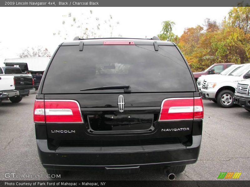 Black / Charcoal Black 2009 Lincoln Navigator 4x4