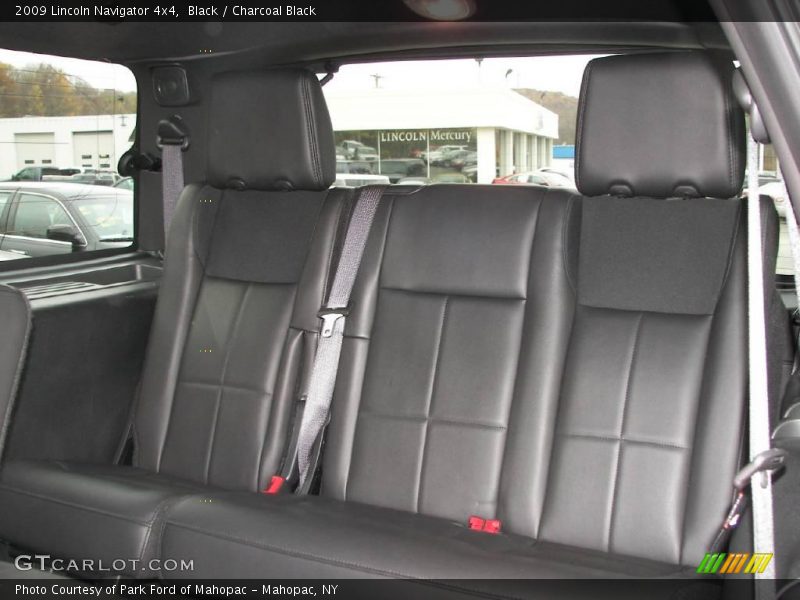 Black / Charcoal Black 2009 Lincoln Navigator 4x4