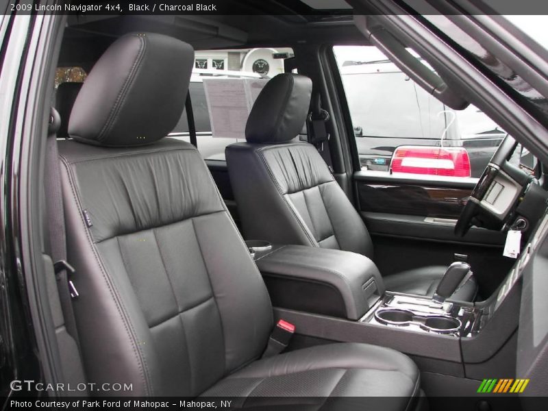 Black / Charcoal Black 2009 Lincoln Navigator 4x4