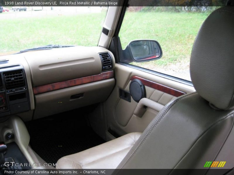 Rioja Red Metallic / Bahama Beige 1998 Land Rover Discovery LE