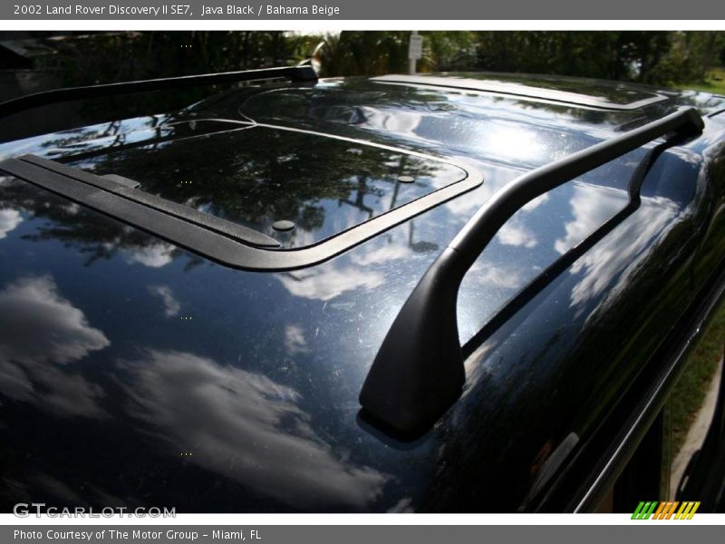Java Black / Bahama Beige 2002 Land Rover Discovery II SE7
