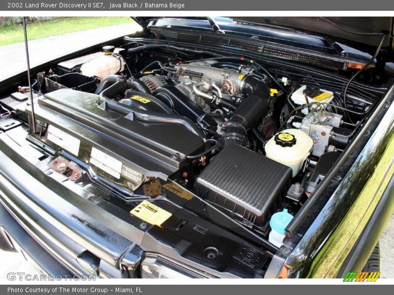 Java Black / Bahama Beige 2002 Land Rover Discovery II SE7
