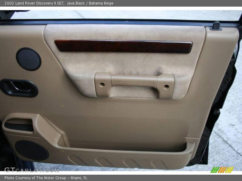 Java Black / Bahama Beige 2002 Land Rover Discovery II SE7