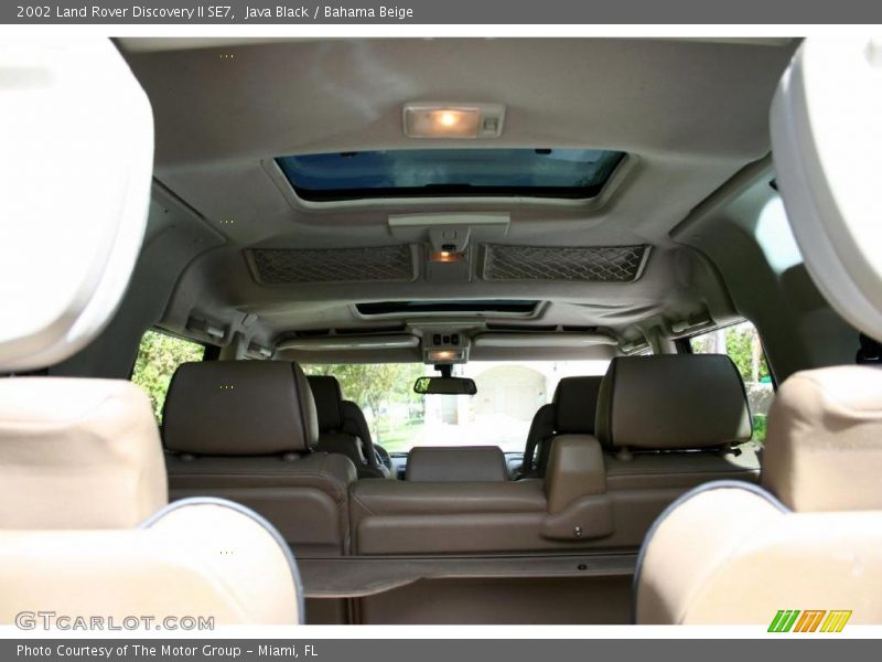Java Black / Bahama Beige 2002 Land Rover Discovery II SE7