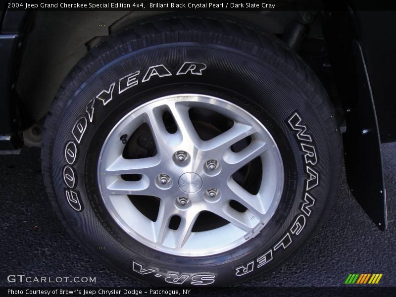 Brillant Black Crystal Pearl / Dark Slate Gray 2004 Jeep Grand Cherokee Special Edition 4x4