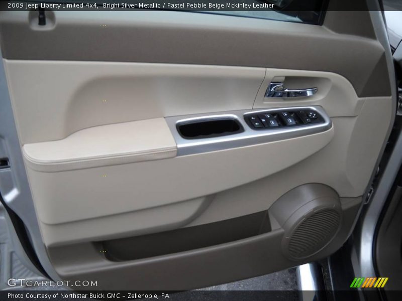 Bright Silver Metallic / Pastel Pebble Beige Mckinley Leather 2009 Jeep Liberty Limited 4x4