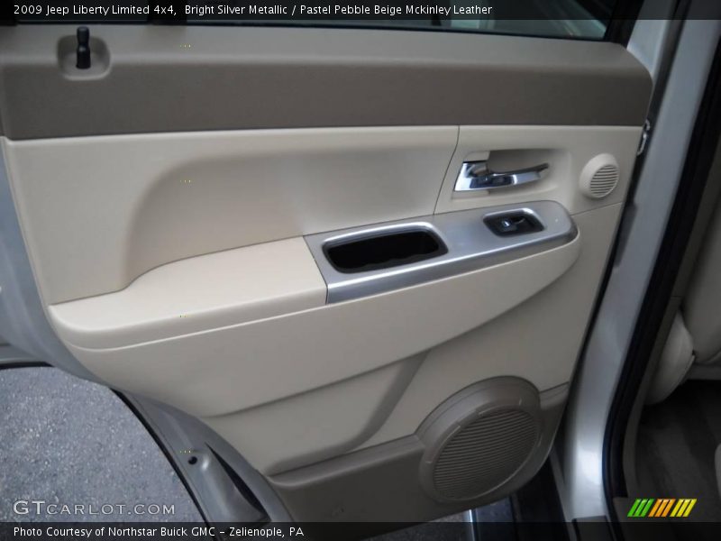 Bright Silver Metallic / Pastel Pebble Beige Mckinley Leather 2009 Jeep Liberty Limited 4x4