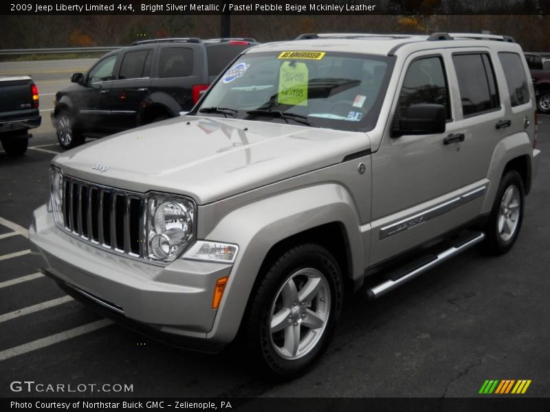 Bright Silver Metallic / Pastel Pebble Beige Mckinley Leather 2009 Jeep Liberty Limited 4x4