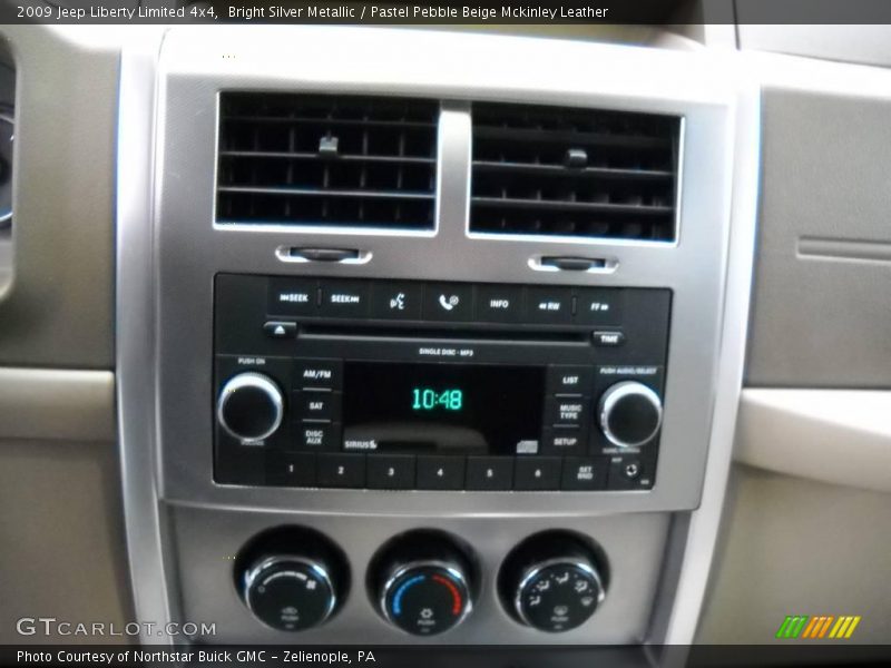 Bright Silver Metallic / Pastel Pebble Beige Mckinley Leather 2009 Jeep Liberty Limited 4x4