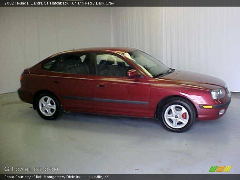 Chianti Red / Dark Gray 2002 Hyundai Elantra GT Hatchback