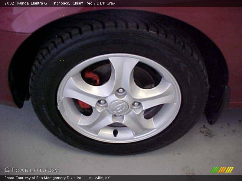 Chianti Red / Dark Gray 2002 Hyundai Elantra GT Hatchback