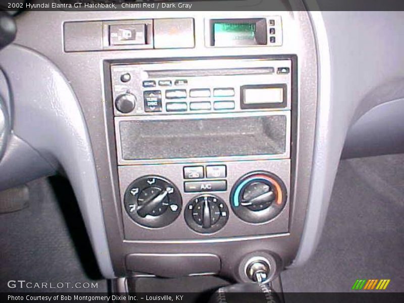 Chianti Red / Dark Gray 2002 Hyundai Elantra GT Hatchback