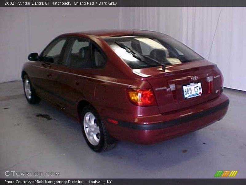 Chianti Red / Dark Gray 2002 Hyundai Elantra GT Hatchback