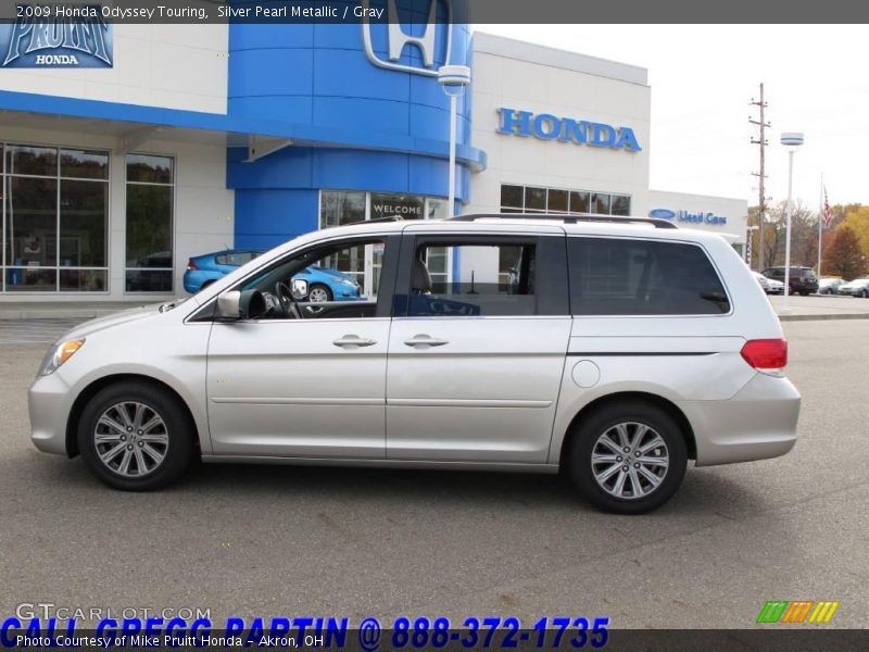 Silver Pearl Metallic / Gray 2009 Honda Odyssey Touring