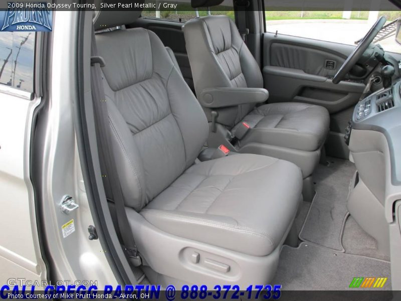 Silver Pearl Metallic / Gray 2009 Honda Odyssey Touring
