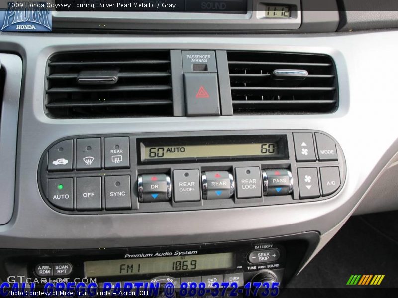 Silver Pearl Metallic / Gray 2009 Honda Odyssey Touring