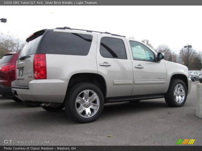 Silver Birch Metallic / Light Titanium 2009 GMC Yukon SLT 4x4