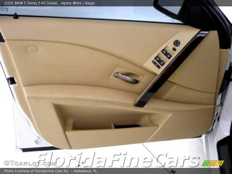 Alpine White / Beige 2005 BMW 5 Series 545i Sedan