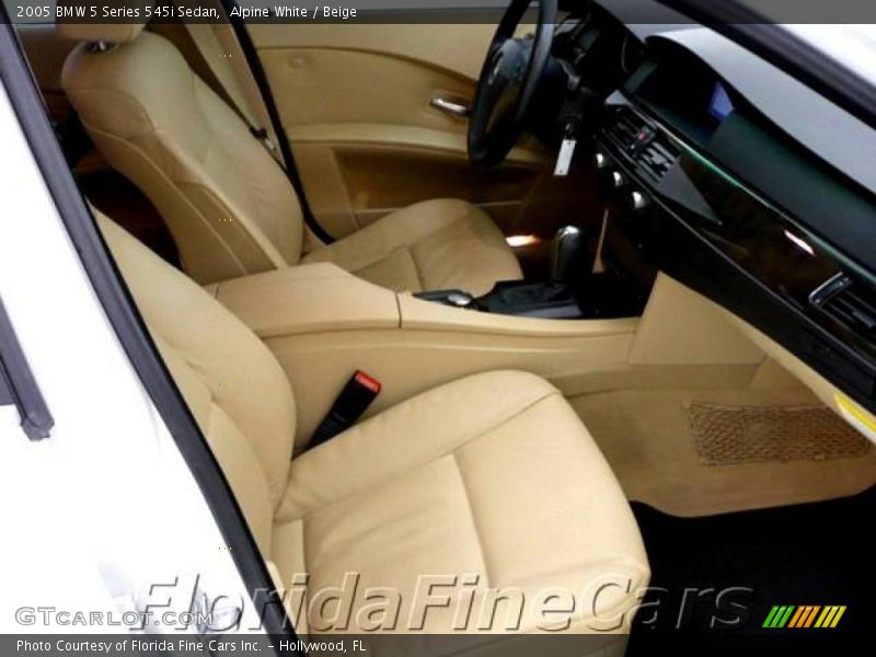 Alpine White / Beige 2005 BMW 5 Series 545i Sedan