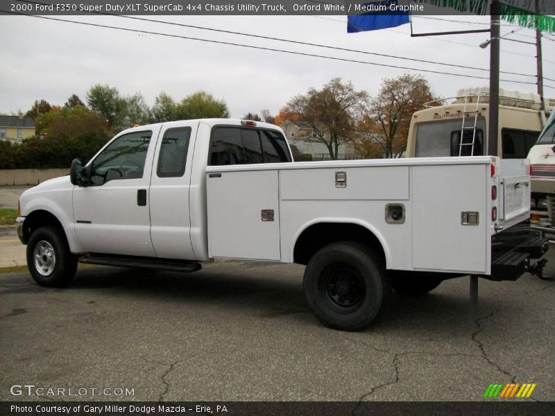 Oxford White / Medium Graphite 2000 Ford F350 Super Duty XLT SuperCab 4x4 Chassis Utility Truck