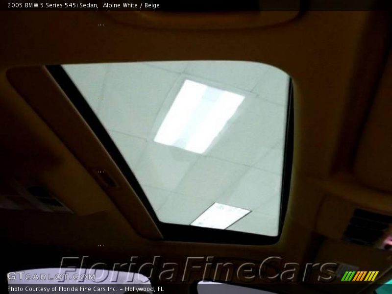 Alpine White / Beige 2005 BMW 5 Series 545i Sedan