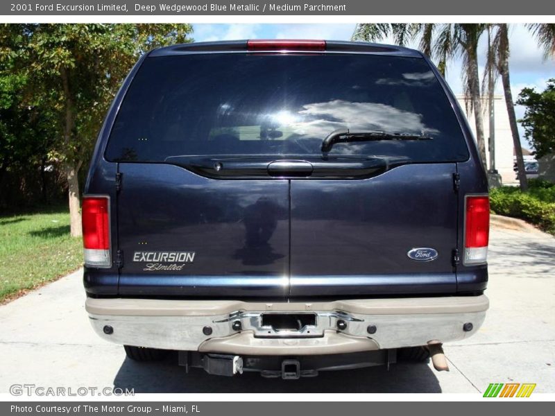 Deep Wedgewood Blue Metallic / Medium Parchment 2001 Ford Excursion Limited