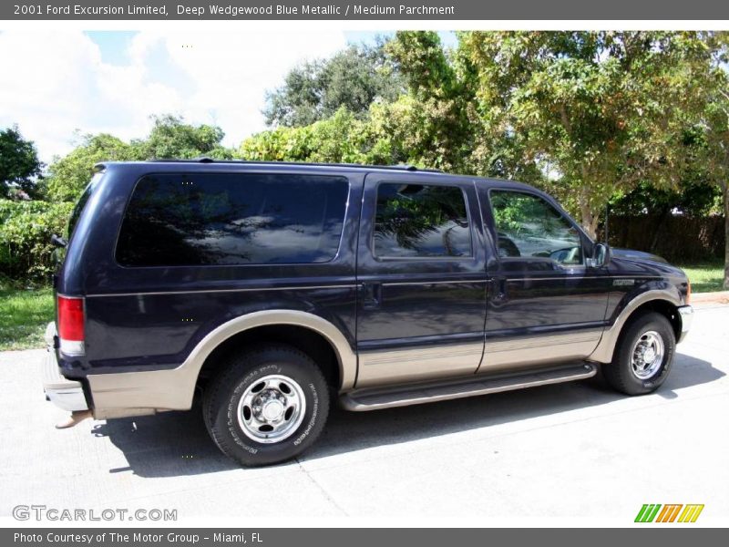 Deep Wedgewood Blue Metallic / Medium Parchment 2001 Ford Excursion Limited