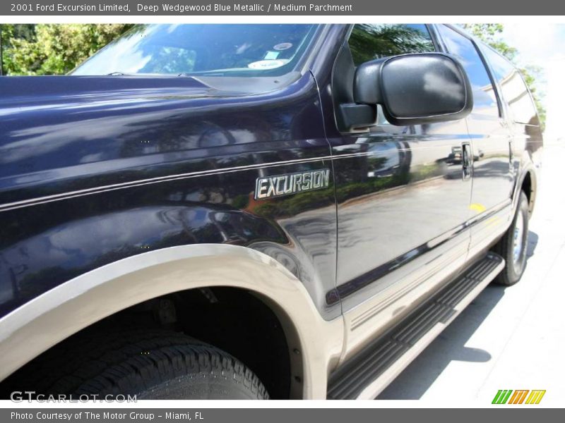 Deep Wedgewood Blue Metallic / Medium Parchment 2001 Ford Excursion Limited