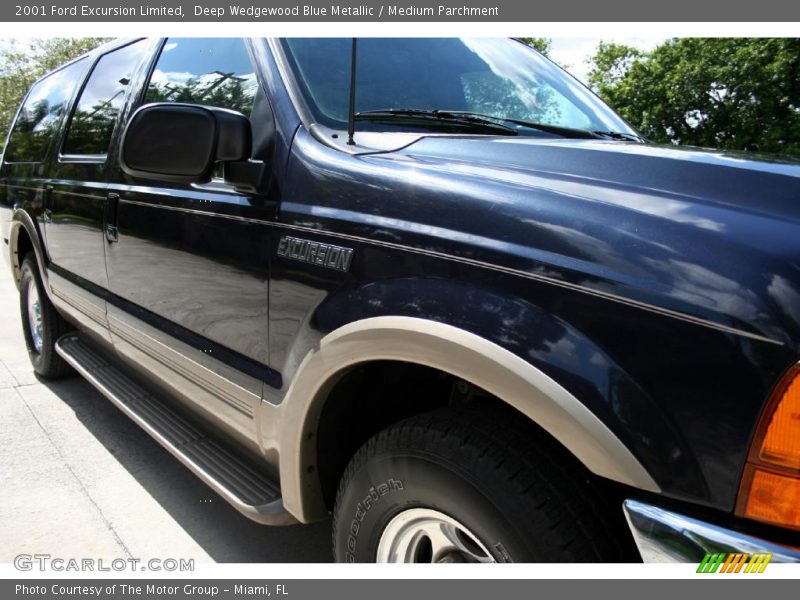 Deep Wedgewood Blue Metallic / Medium Parchment 2001 Ford Excursion Limited