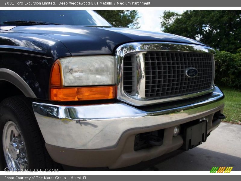 Deep Wedgewood Blue Metallic / Medium Parchment 2001 Ford Excursion Limited